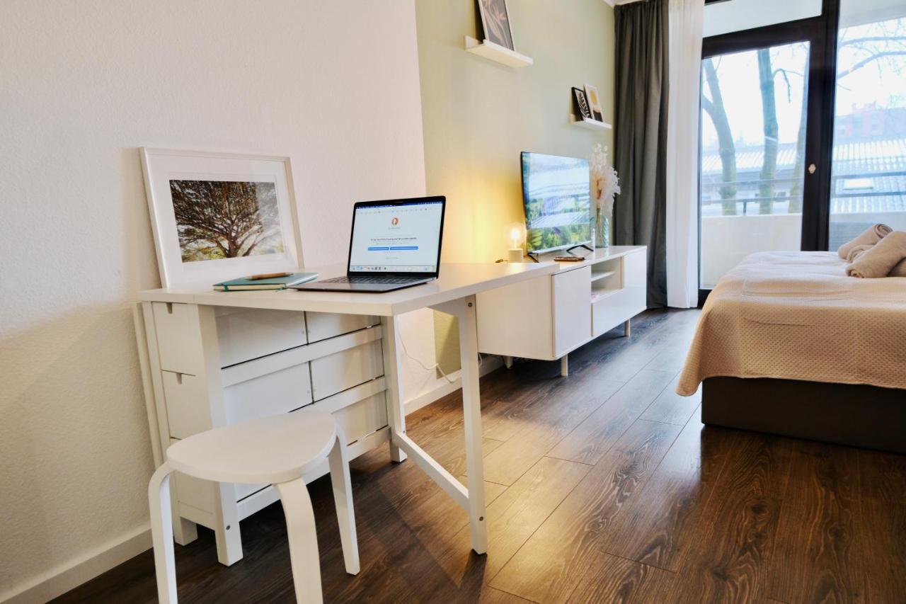 Charmantes Studio In Messe-Naehe Mit Parkplatz 汉诺威 外观 照片